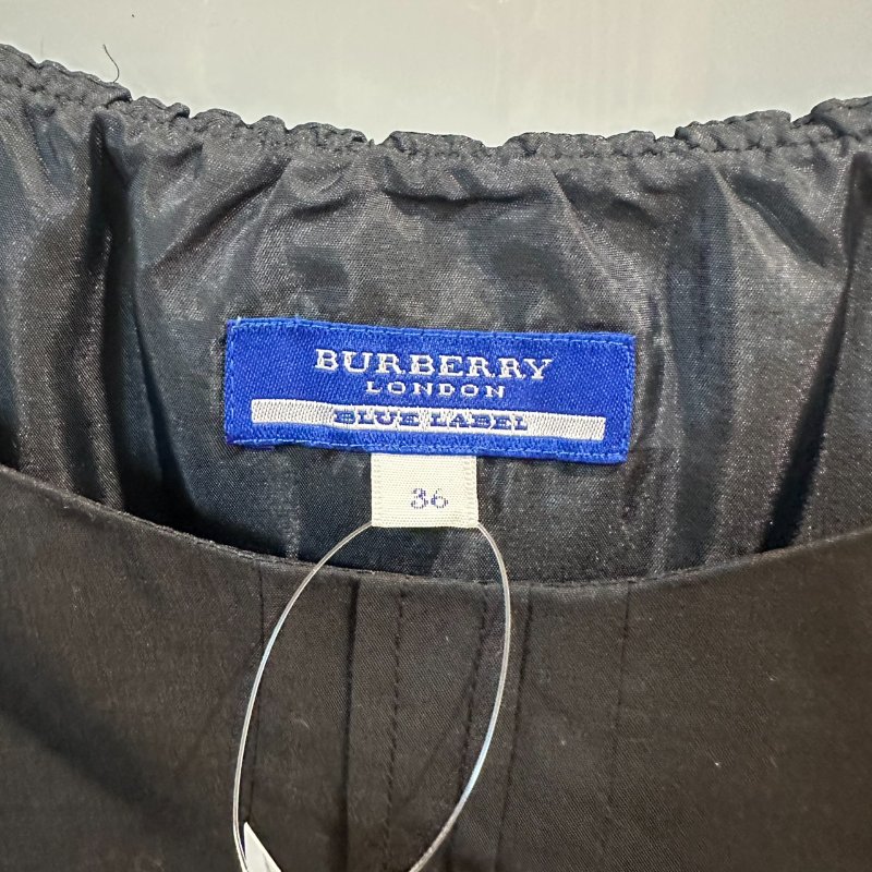 【美收精品】BURBERRY 黑色短袖 4-219【隔月月中將轉賣至日本 上架期限30天】-2