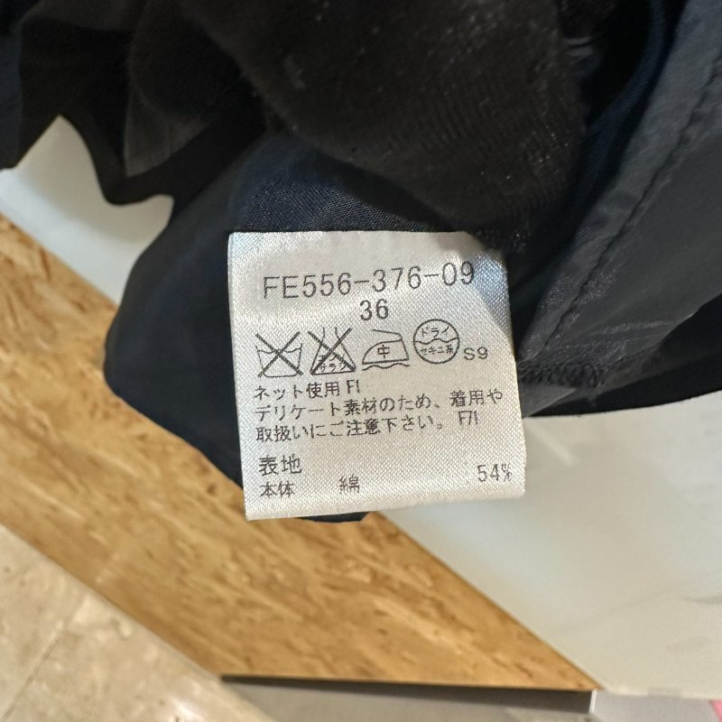 【美收精品】BURBERRY 黑色短袖 4-219【隔月月中將轉賣至日本 上架期限30天】-3