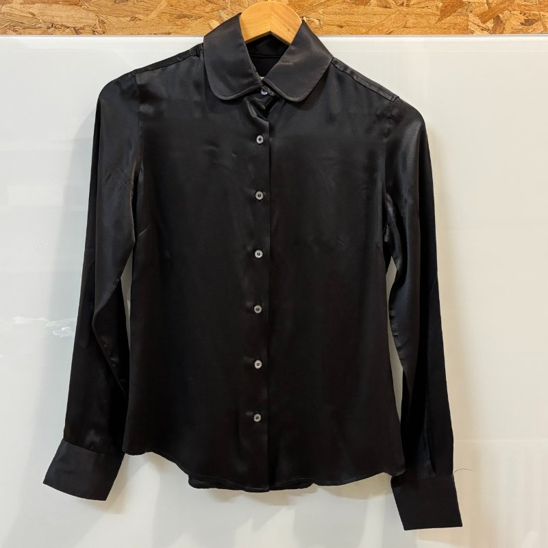 【美收精品】BURBERRY 黑色緞面長袖襯衫 4-220【隔月月中將轉賣至日本 上架期限30天】-0