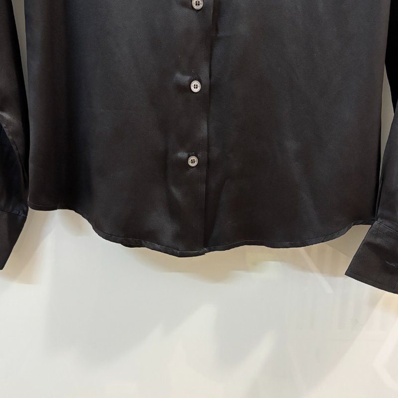 【美收精品】BURBERRY 黑色緞面長袖襯衫 4-220【隔月月中將轉賣至日本 上架期限30天】-6