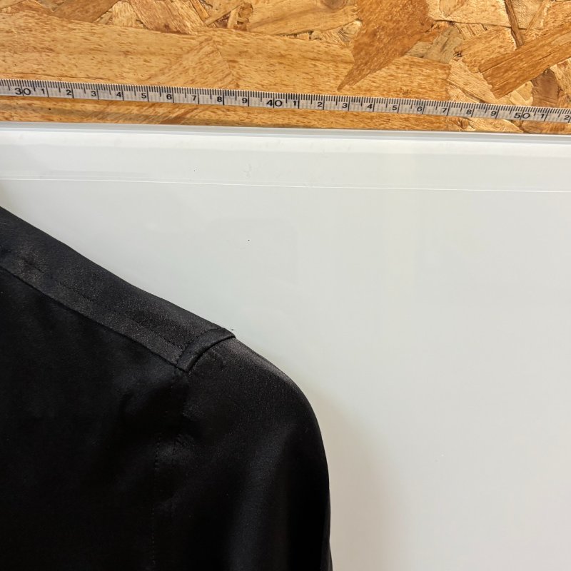 【美收精品】BURBERRY 黑色緞面長袖襯衫 4-220【隔月月中將轉賣至日本 上架期限30天】-7