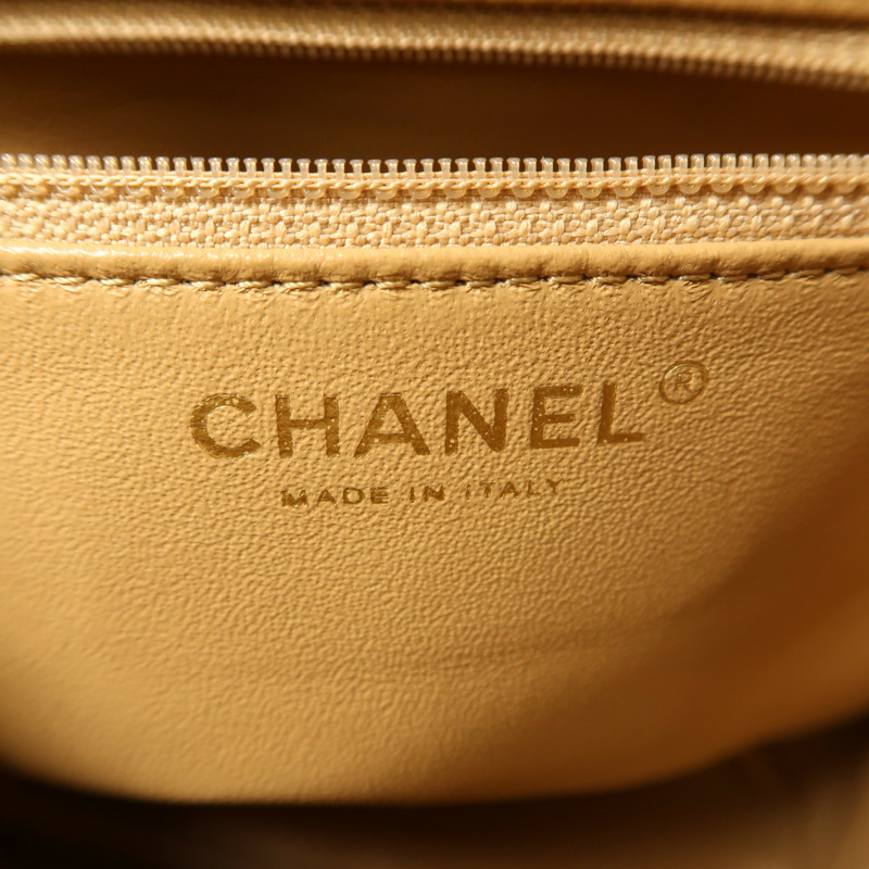 CHANEL 牛皮皮革Filigree Backpack金扣背包-5