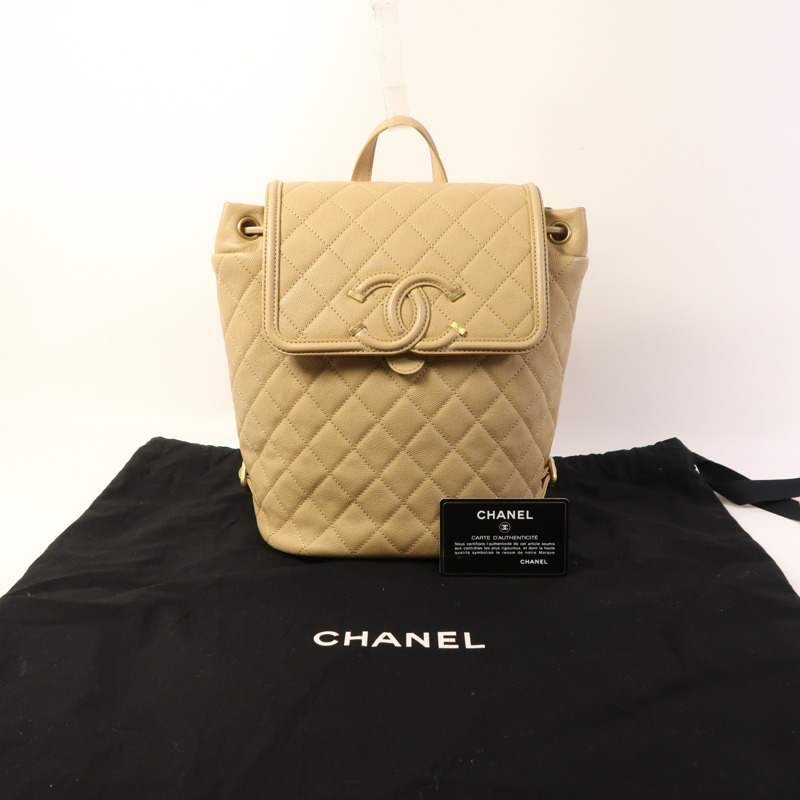CHANEL 牛皮皮革Filigree Backpack金扣背包-9