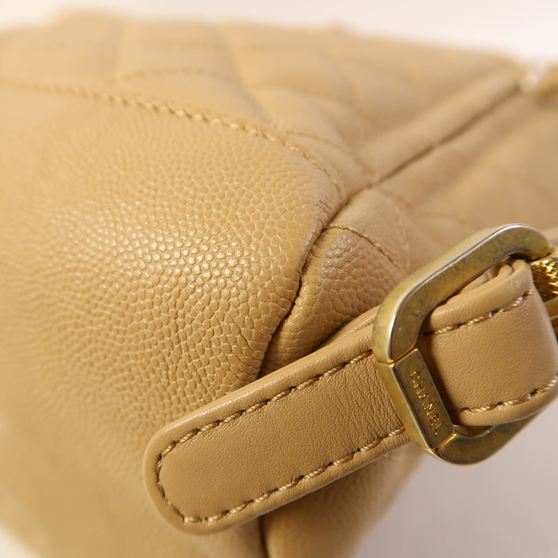 CHANEL 牛皮皮革Filigree Backpack金扣背包-12