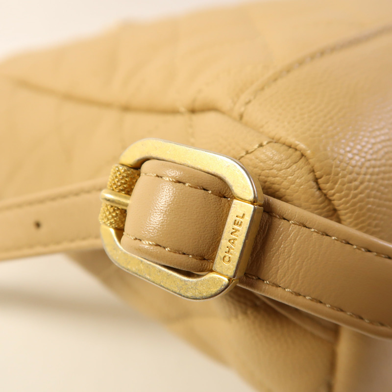 CHANEL 牛皮皮革Filigree Backpack金扣背包-14