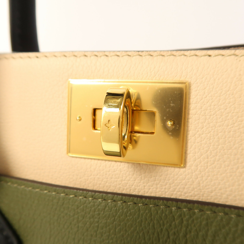 LOUIS VUITTON 牛皮皮革On My Side MM金扣手挽肩背兩用袋-7