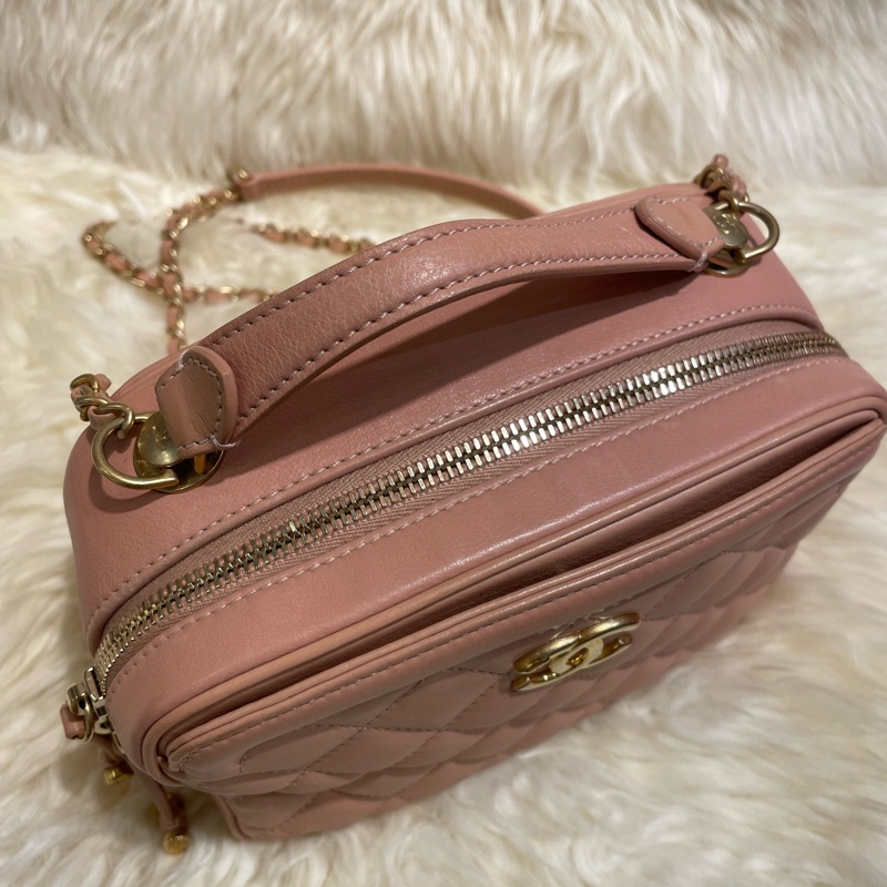 Chanel Vanity Case 18cm-6