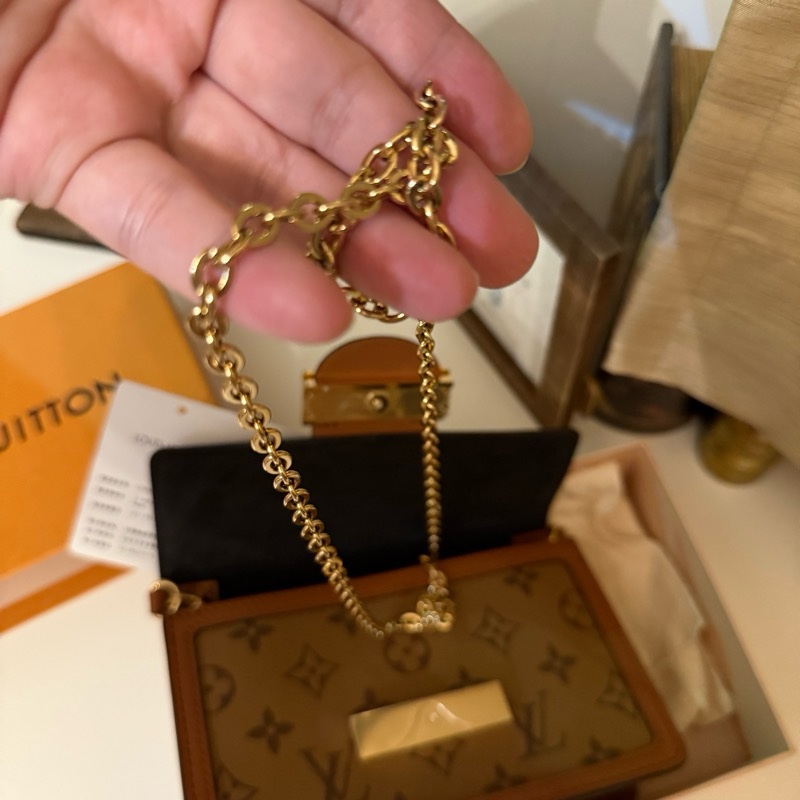 LV dauphine達芙尼 woc鏈帶包-15