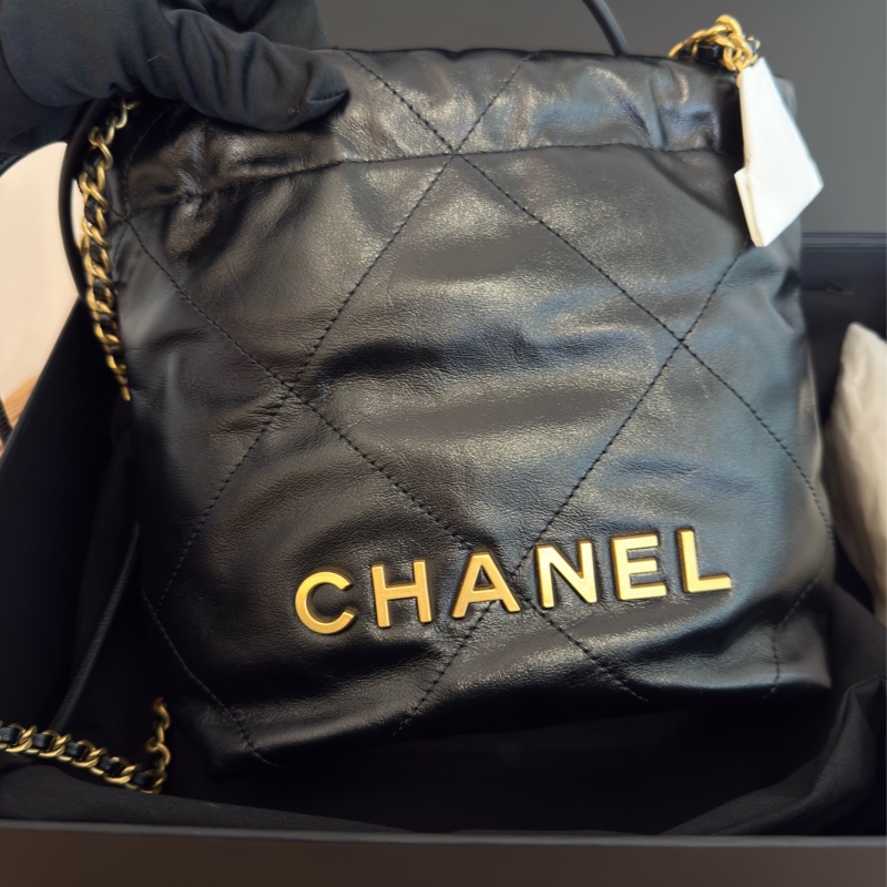 全新CHANEL黑色金字mini 22Bag斜背包流浪包AS3980-1
