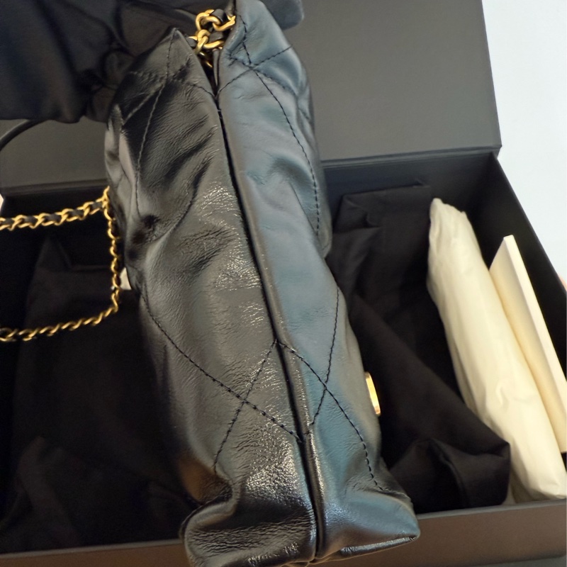 全新CHANEL黑色金字mini 22Bag斜背包流浪包AS3980-4