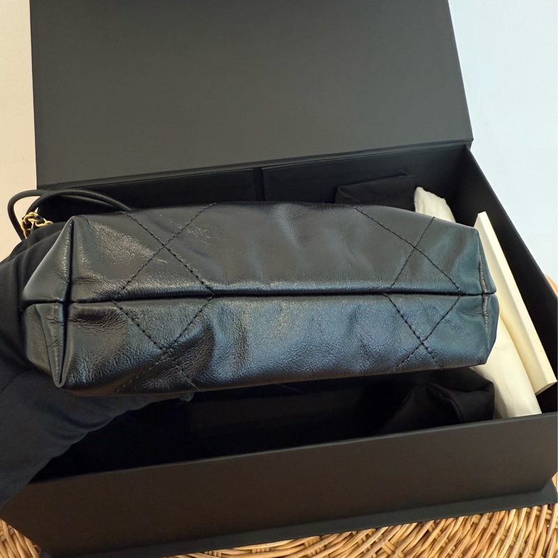 全新CHANEL黑色金字mini 22Bag斜背包流浪包AS3980-5