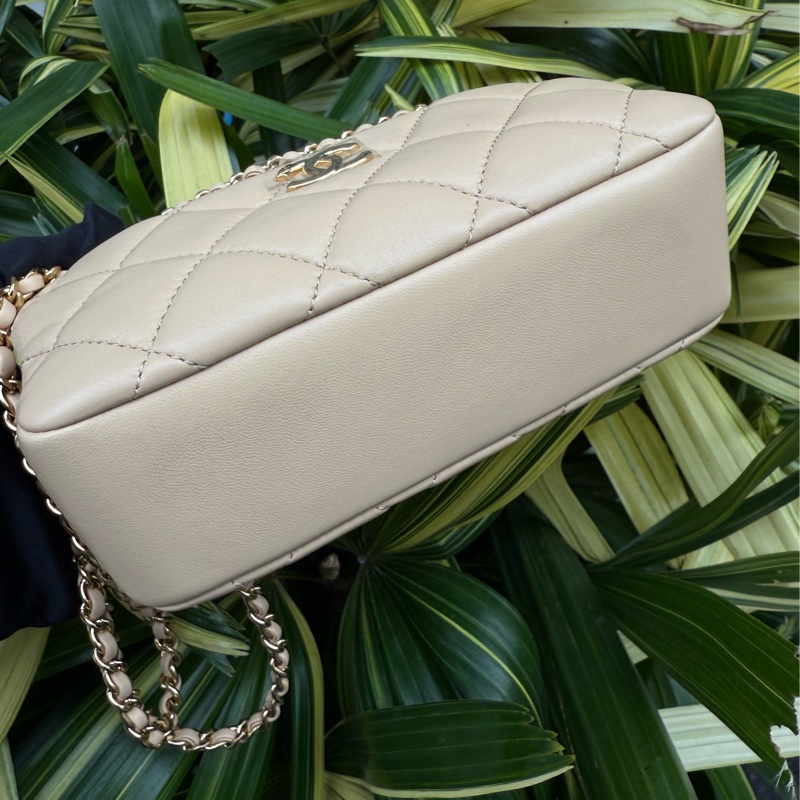 近新CHANEL米色小羊皮金釦金幣雙鏈兩用相機包AS5190-15