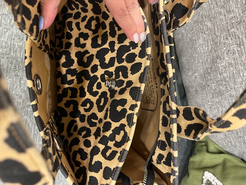 Coach 豹紋 帆布 託特包/紙袋包/側背包-5