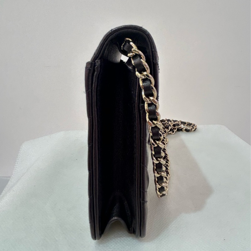 CHANEL黑牛皮山形紋金鍊COCO WOC-4