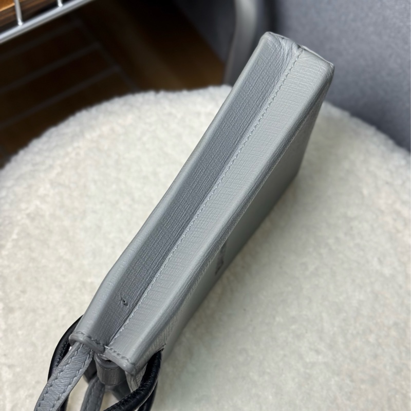 Balencia 巴黎世家 手機包灰色-4