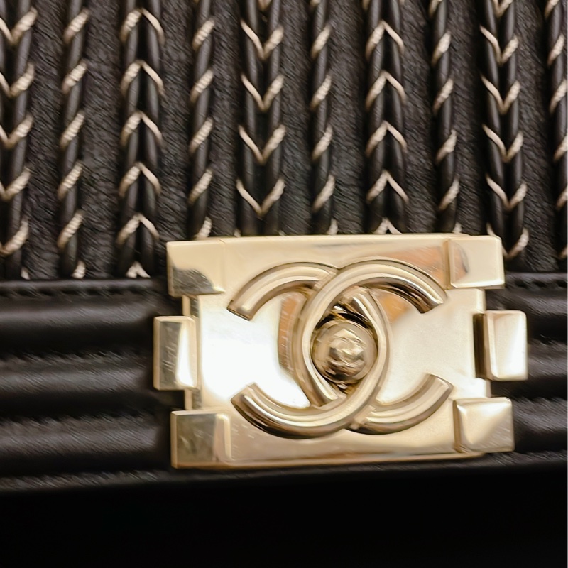 近新平台最低價限量款全配✨ CHANEL 香奈兒 boy限量款黑色牛皮繩皮編織金鍊金釦BOY 25 肩背包 斜背包 兩用包-4