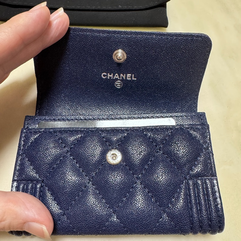 Chanel boy 卡包-11