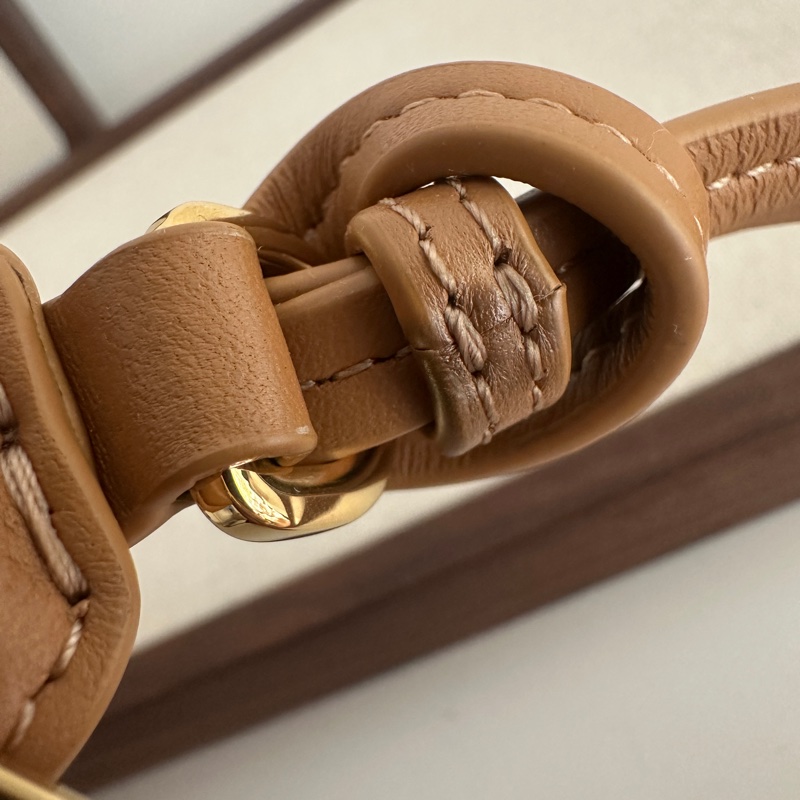 Loewe puzzle fold 棕色 Puzzle Fold pouch in shiny nappa calfskin-19