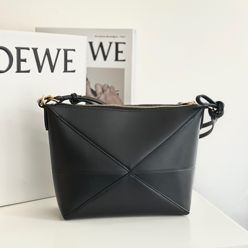 Loewe Puzzle Fold pouch 黑色-2