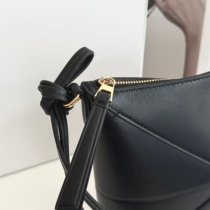 Loewe Puzzle Fold pouch 黑色-5