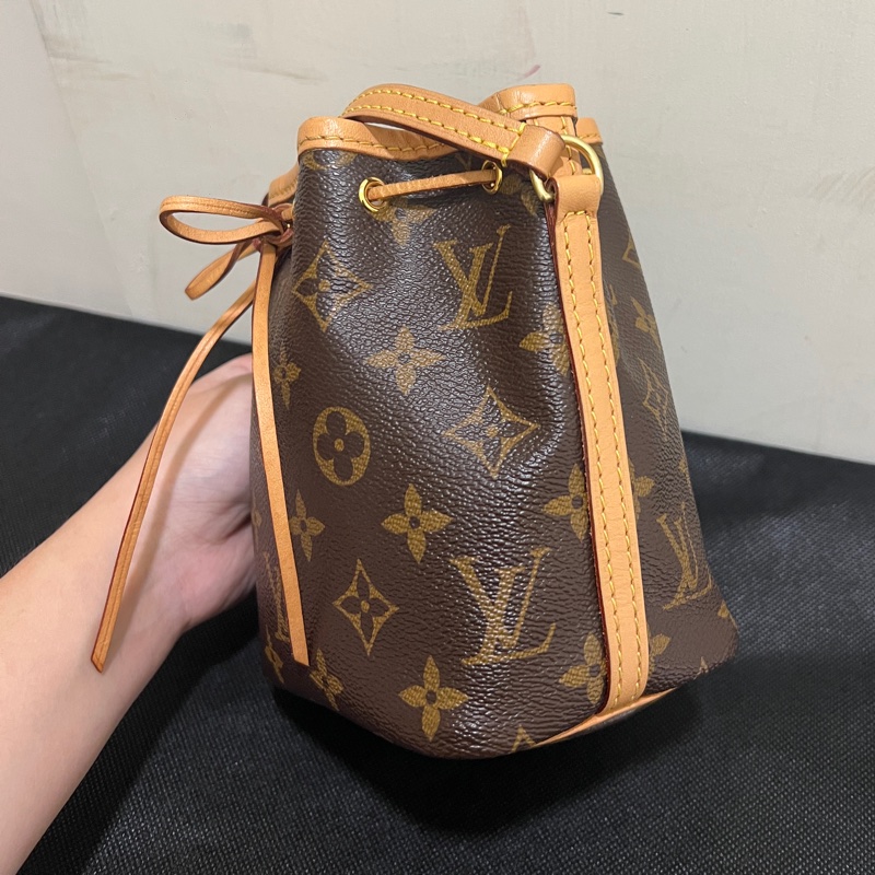 LV 老花NoeNoe束口水桶包-1