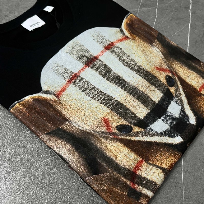 雙11狂歡價🔥經典熊熊上身超可愛！【BURBERRY 巴寶莉】格紋泰迪熊T恤-3