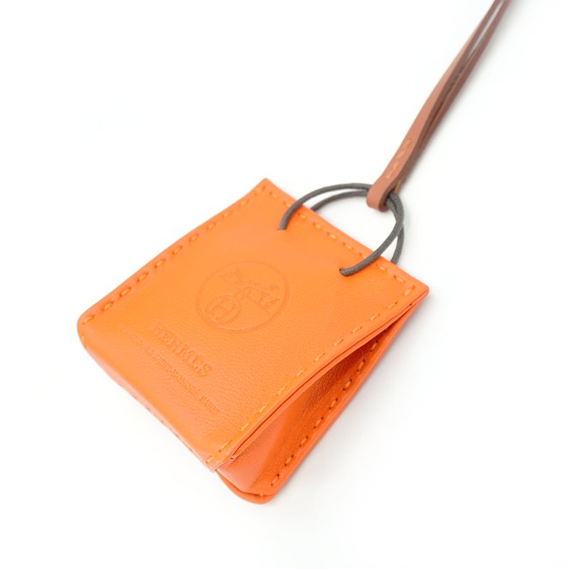Hermes 立體紙袋造型小羊皮吊飾 (橘)-1