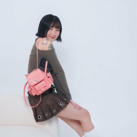 Chanel 展示品 Duma 粒紋小牛皮淡金釦後背包(AS4399-粉)