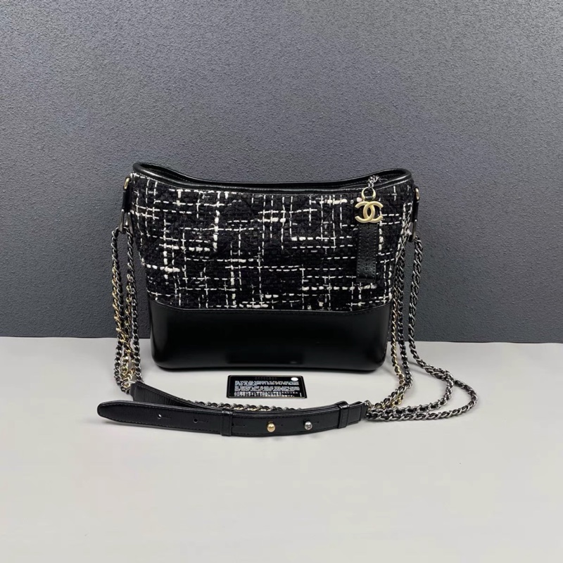 Chanel • Gabrielle 黑白毛呢編織流浪包 中號-2