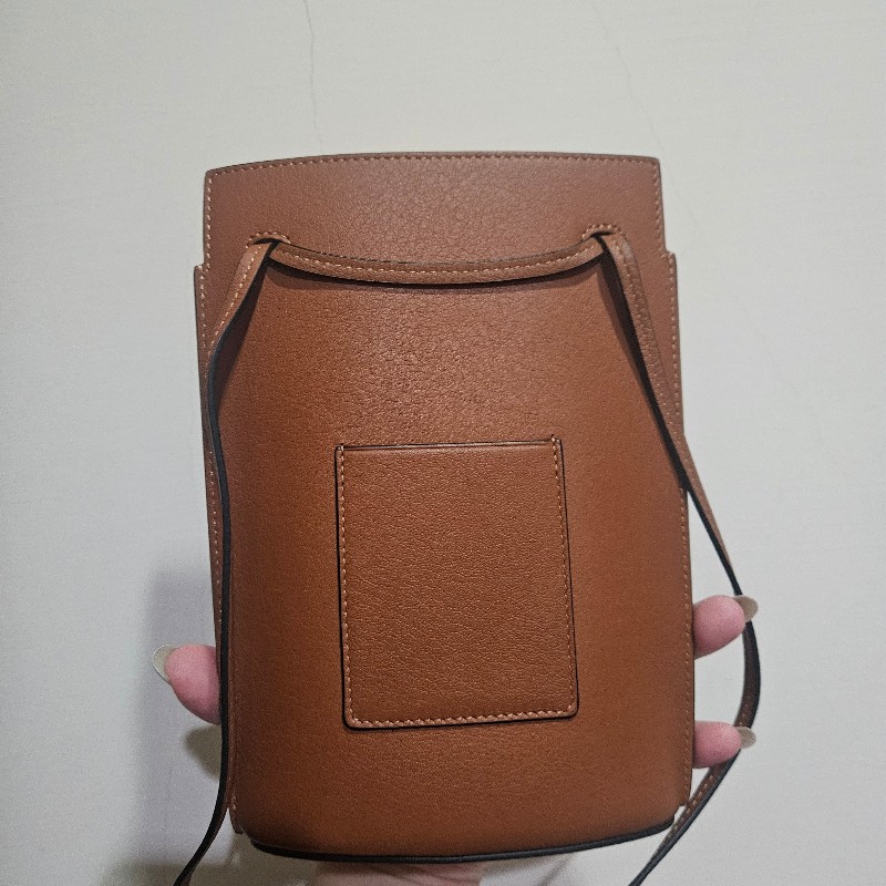 loewe 小包 焦糖色 咖色-1