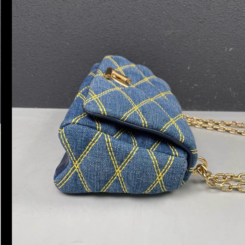 Louis Vuitton • Twist 限量牛仔丹寧菱格鏈條包 原價近20w-8