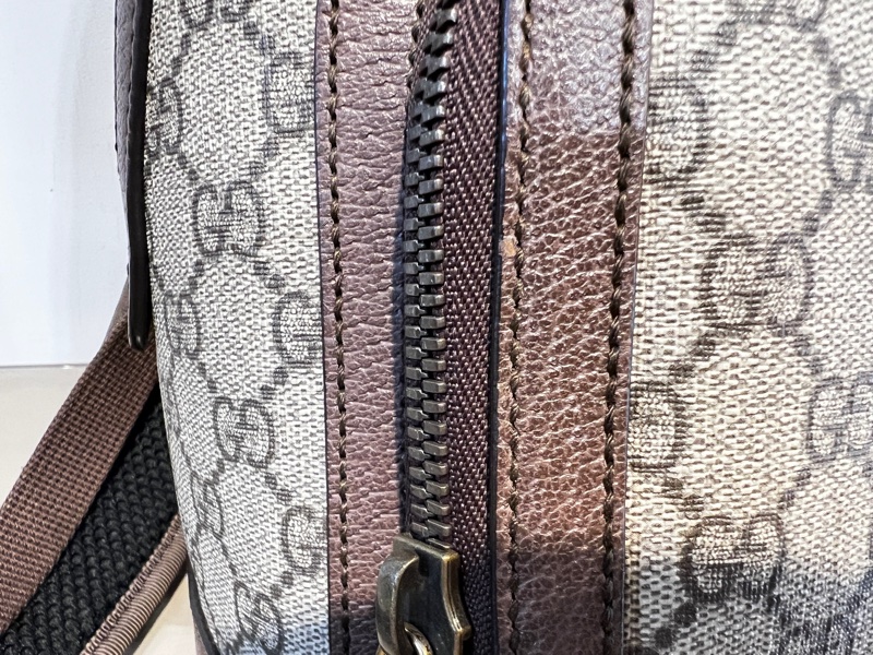 Gucci pvc咖皮邊OphidiaGG霧金釦前口袋後背包-16