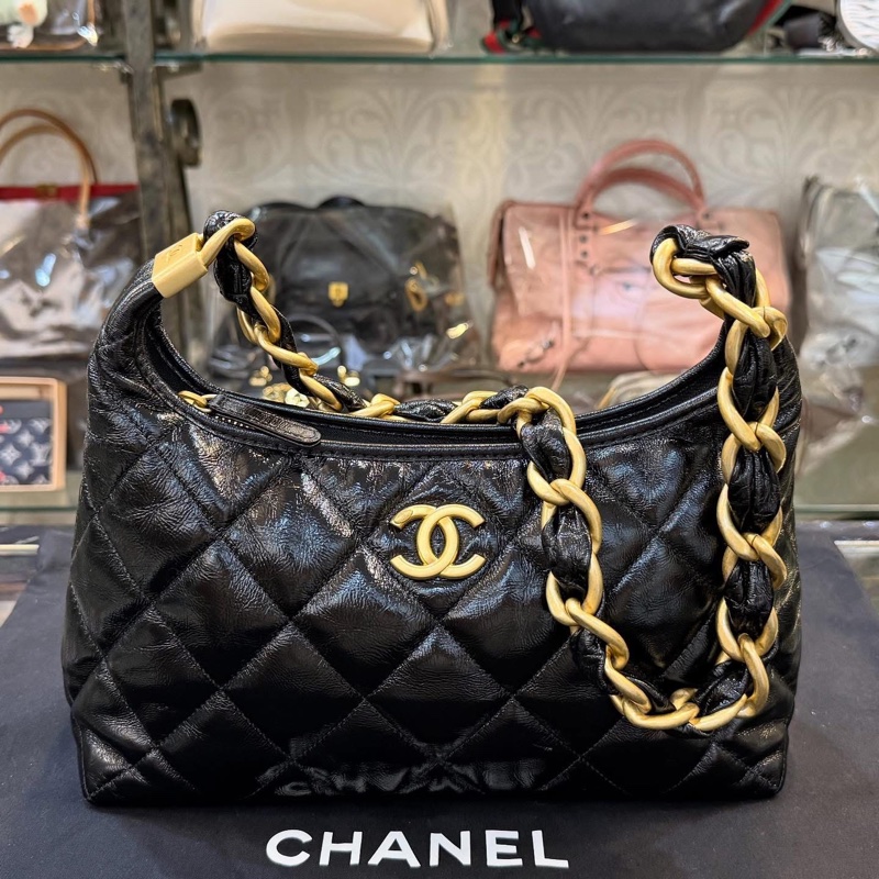 香奈兒黑色hobo包晶片（中號）-0
