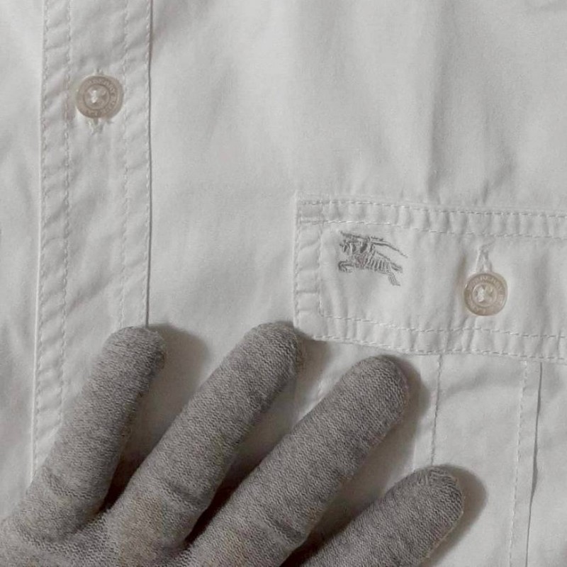 絕版BURBERRY 博柏利 BLUE LABEL 藍標 大戰馬 男白色經典格紋袖領修身短袖襯衫LL-4