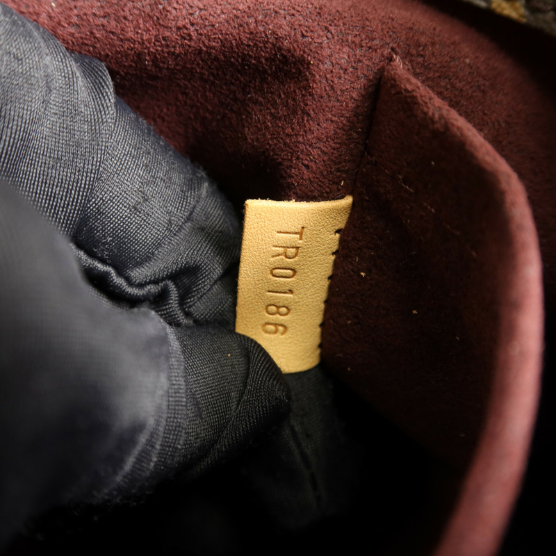 LOUIS VUITTON Monogram Montaigne MM金扣手挽肩背兩用袋-7