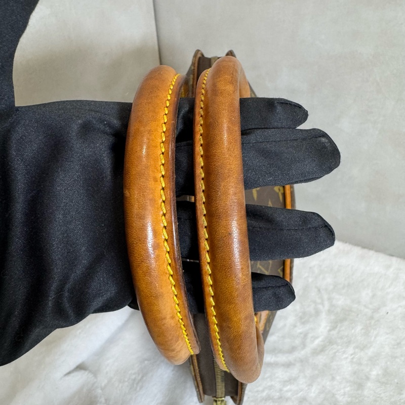Louis Vuitton Ellipse 老花小號貝殼手提包-16