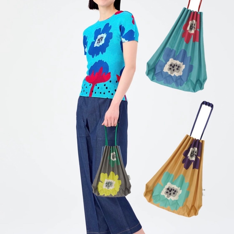 ISSEY MIYAKE me 摺疊花朵包|藍紅花限定色-3