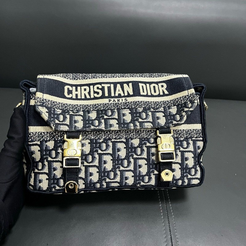 Dior camp small-5