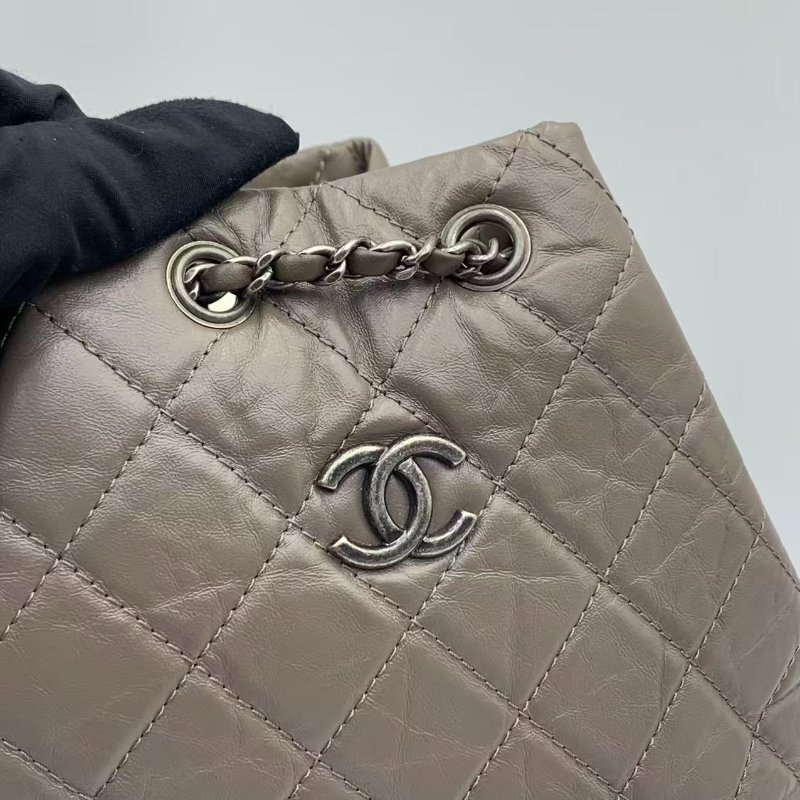 CHANEL Gabrielle 啡色流浪背囊 中號-3