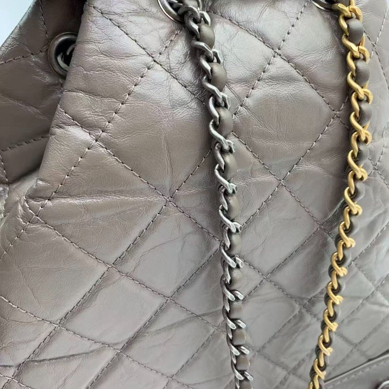 CHANEL Gabrielle 啡色流浪背囊 中號-8