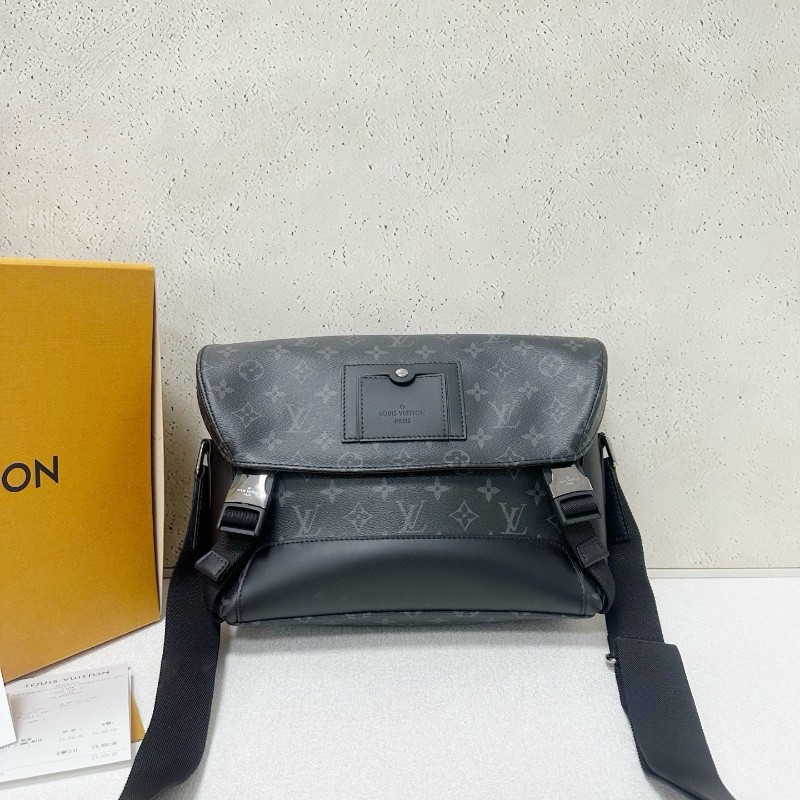 Lv voyager
黑武士郵差包 小號-0