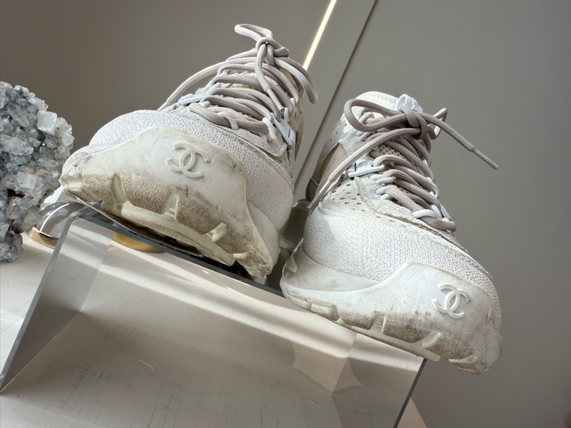 CHANEL 白武士運動鞋 37.5號-7