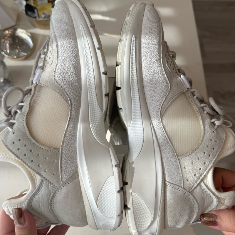 CHANEL 白武士運動鞋 37.5號-9