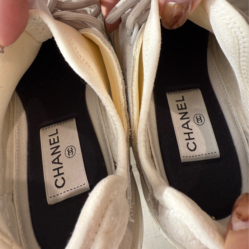 CHANEL 白武士運動鞋 37.5號-12