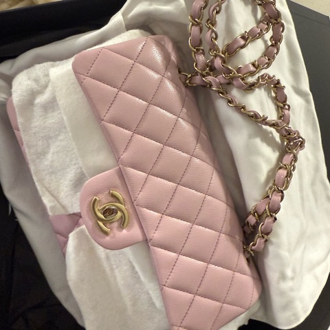 🎀 超低價！全新CHANEL CF23  FLAPBAG(ROSE)淺粉紅色🎀 售出不退貨。可以再購買！