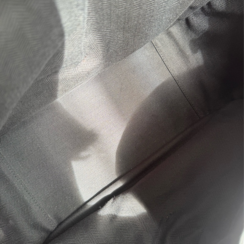 Loewe棕色吊床包-33