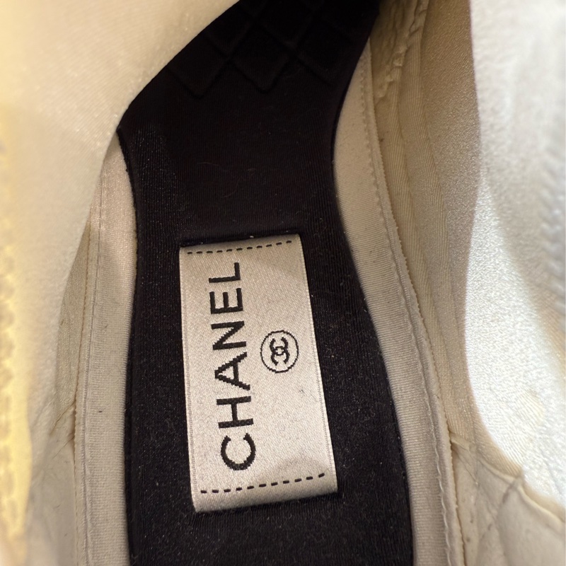 CHANEL 白武士運動鞋 40號 全新品-14