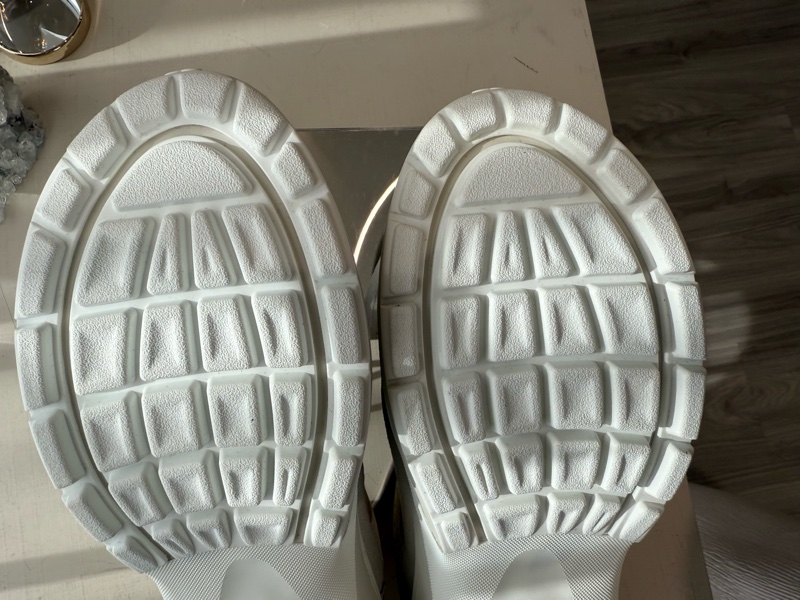 CHANEL 白武士運動鞋 40號 全新品-16