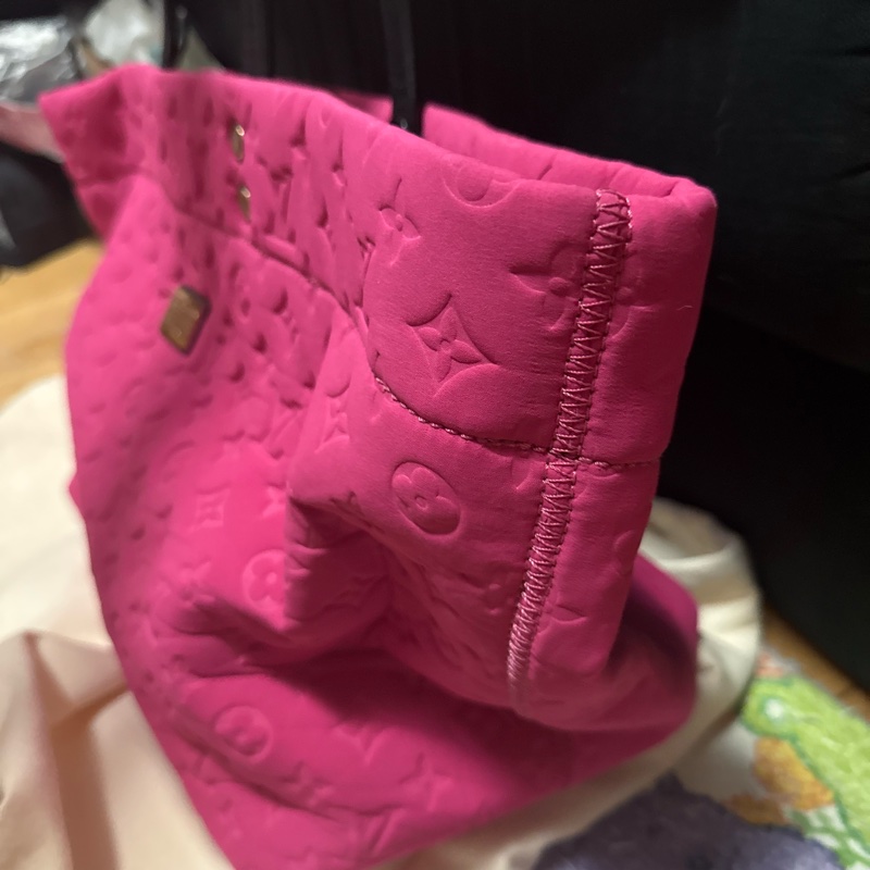 「Louis Vuitton Monogram Embossed Neoprene Scuba MM-3