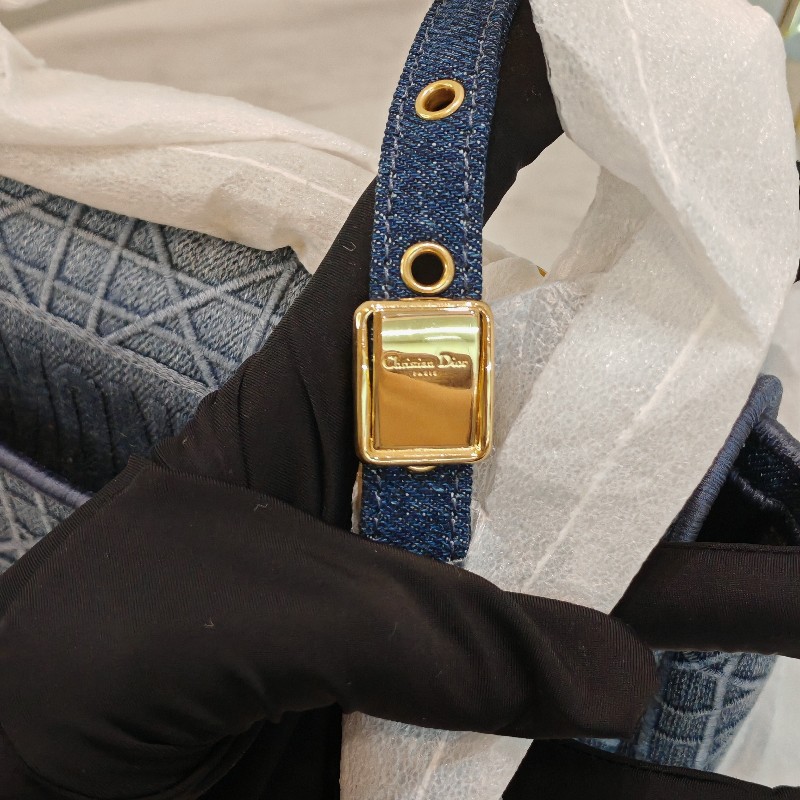 Dior caro small 全新-23